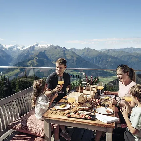 Oberlehenhof Farm stay Kaprun